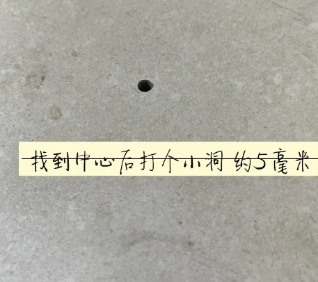 瓯海瓷砖空鼓维修公司专业解答在瓷砖铺贴过程中，如果砂料搅拌不均匀，将会带来以下问题